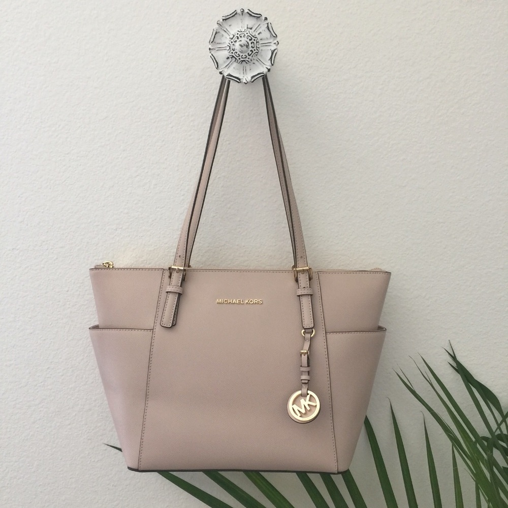 🌸 Soft Pink Michael Kors Tote/Purse